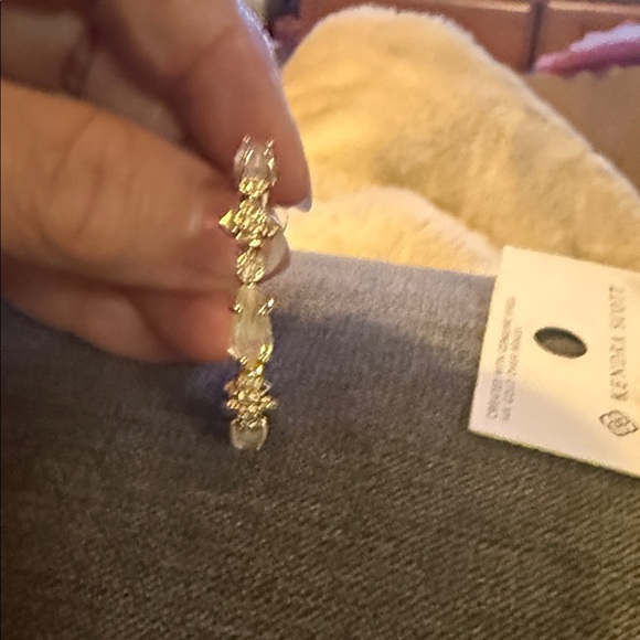 Kendra Scott Gold Hoop Earrings with Shell Accents - Picture 2 of 3